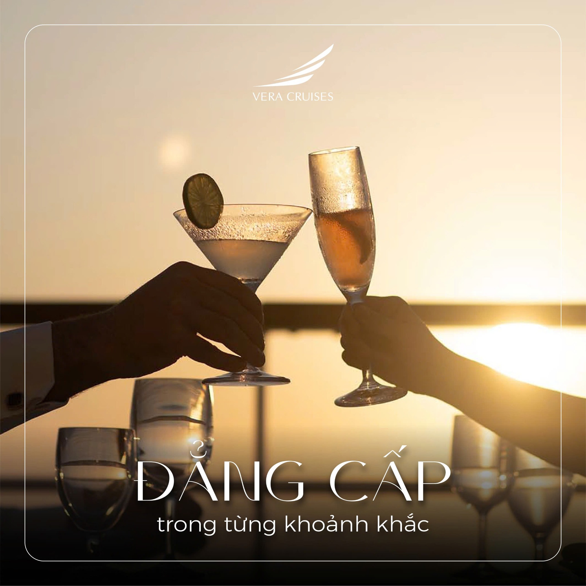 Du thuyền Vera Cruise 7 tiếng thăm Vịnh Hạ Long 12 Tiệc trà chiều ngắm hoàng hôn trên du thuyền Vera Cruises