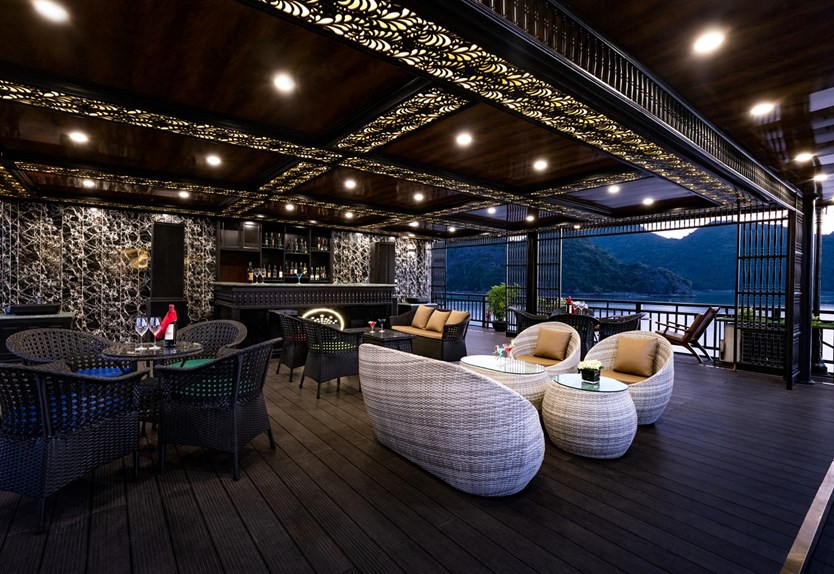 Du thuyền Rita cruise 5* Vịnh Lan Hạ