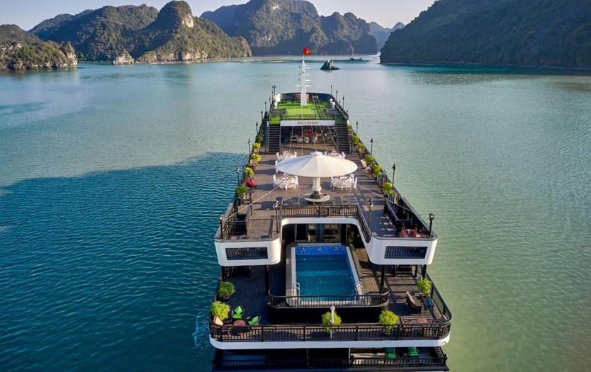 Du thuyền Rita cruise 5* Vịnh Lan Hạ