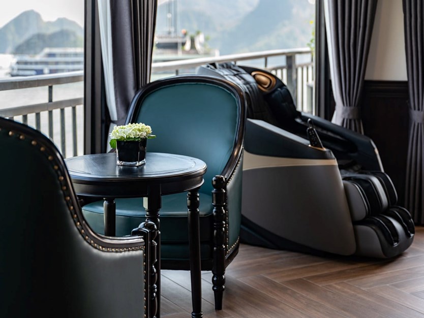 Du thuyền Rita cruise 5* Vịnh Lan Hạ