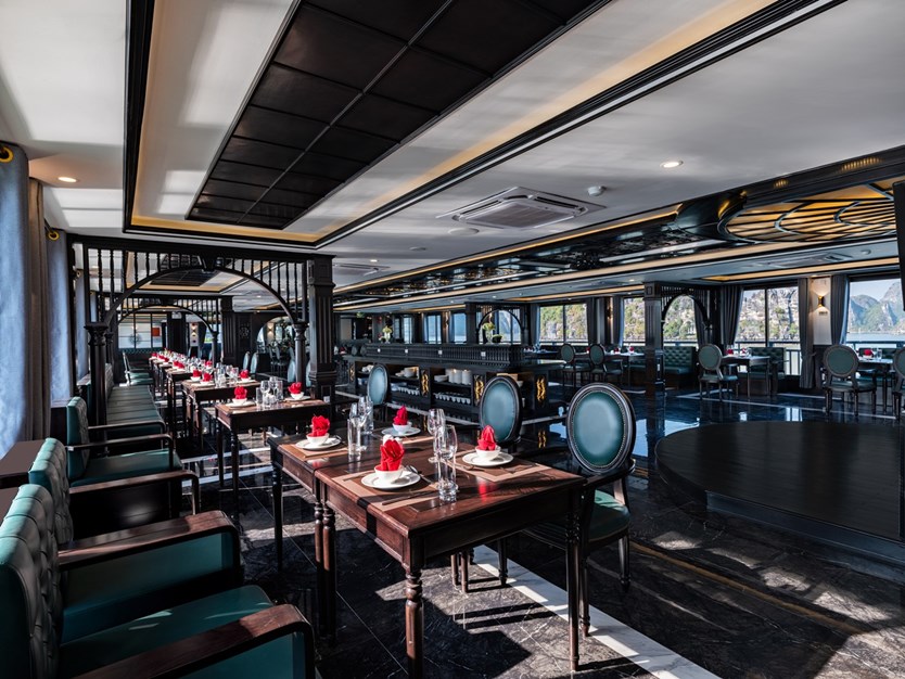 Du thuyền Rita cruise 5* Vịnh Lan Hạ