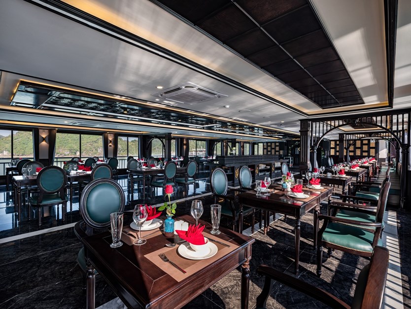 Du thuyền Rita cruise 5* Vịnh Lan Hạ