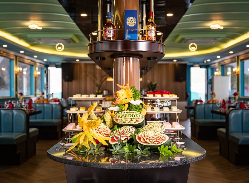 Du thuyền Amethyst Day cruise tour Hạ Long 7h trong ngày