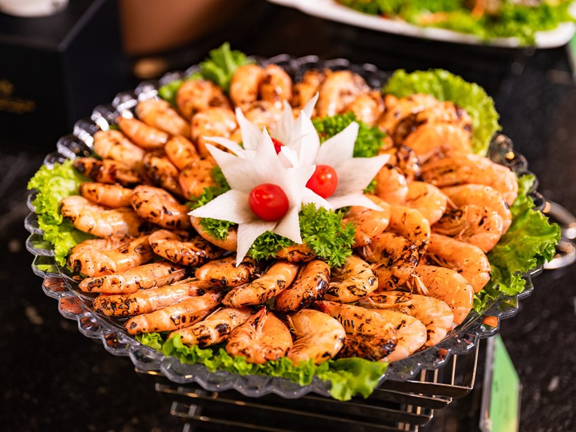 Du thuyền Amethyst Day cruise tour Hạ Long 7h trong ngày