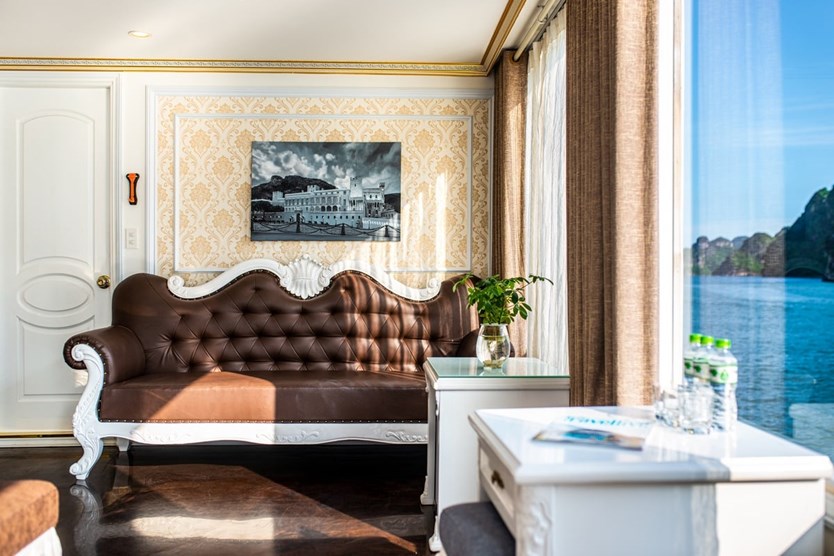 Du thuyền Aquamarine 5 sao Vịnh Hạ Long