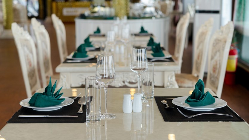 Du thuyền Aquamarine 5 sao Vịnh Hạ Long